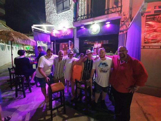 Hakuna Matata Lounge Bar